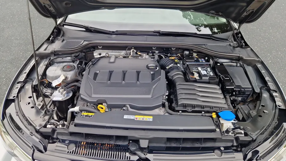VOLKSWAGEN Golf Golf VIII 2.0 TDI Life