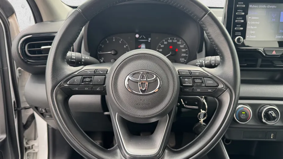 TOYOTA Yaris Yaris 1.5 Comfort