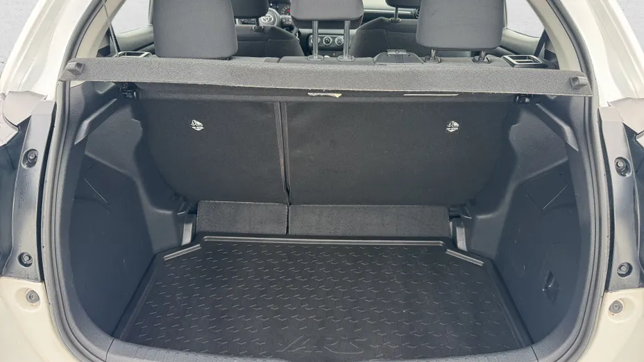 TOYOTA Yaris Yaris 1.5 Comfort
