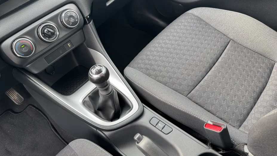 TOYOTA Yaris Yaris 1.5 Comfort