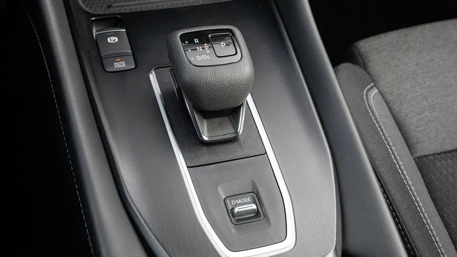 NISSAN Qashqai Qashqai 1.3 DIG-T mHEV N-Connecta Xtronic