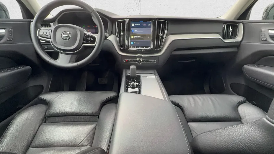 VOLVO XC60 XC60 B4 B Plus Dark aut