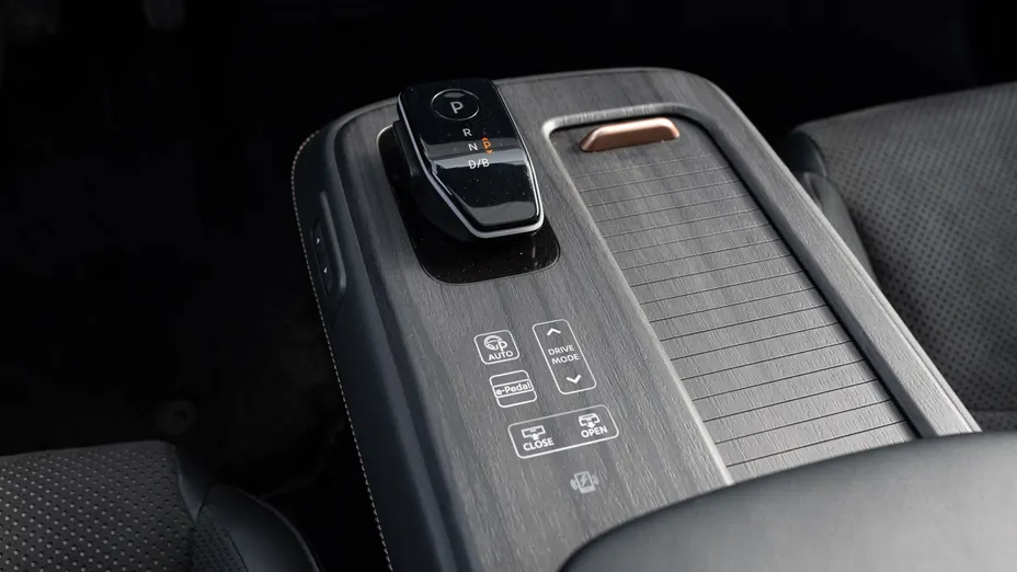 NISSAN Ariya Ariya 87kWh e-4orce Evolve