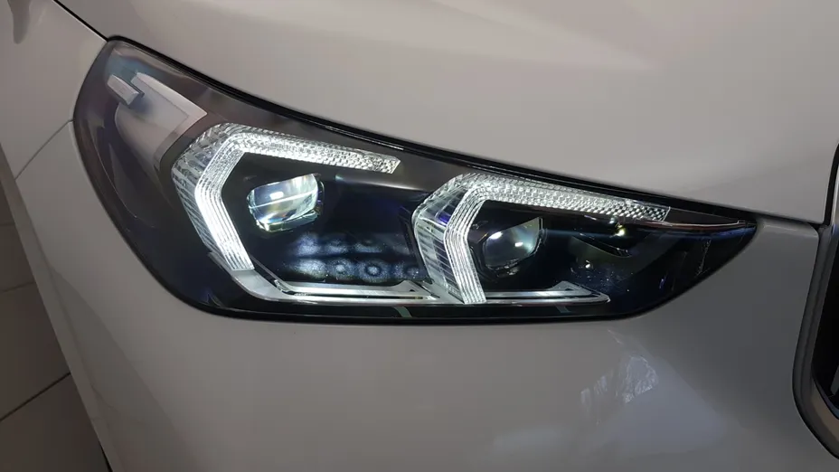 BMW iX1 iX1 xDrive30 66.5kWh M Sport