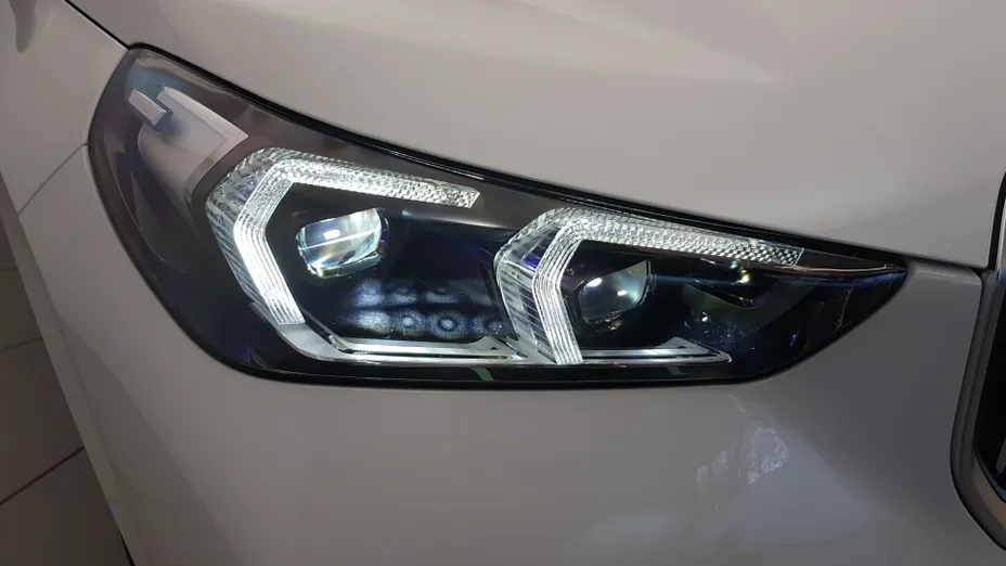 BMW iX1 iX1 xDrive30 66.5kWh M Sport