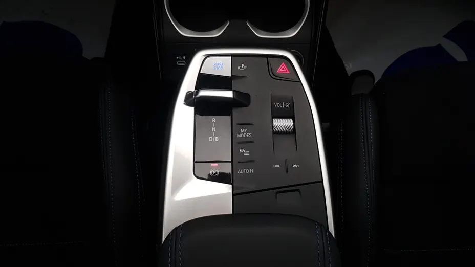 BMW iX1 iX1 xDrive30 66.5kWh M Sport