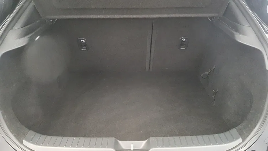 MAZDA CX-30 CX-30 2.0 mHEV Hikari 2WD aut