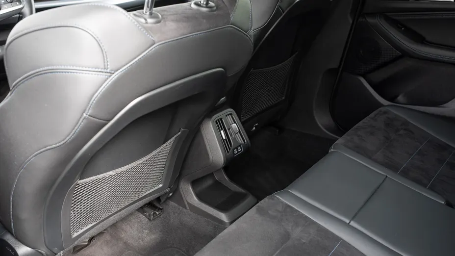 BMW Seria 2 218d M Sport sport-aut