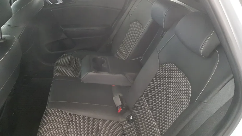 KIA Cee'd Ceed 1.5 T-GDI L DCT