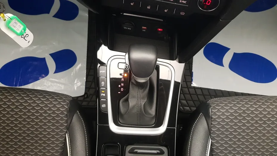 KIA Cee'd Ceed 1.5 T-GDI L DCT