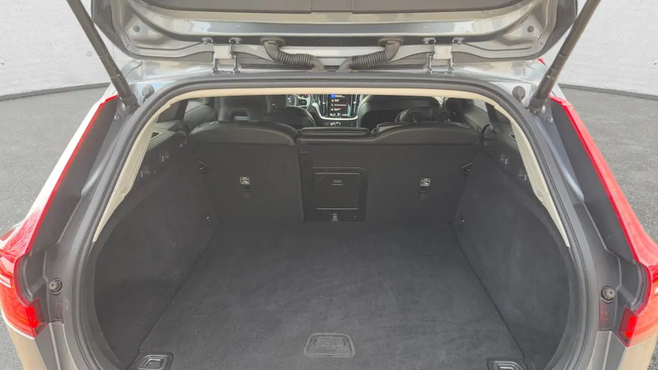 VOLVO V60 V60 CC D4 AWD aut