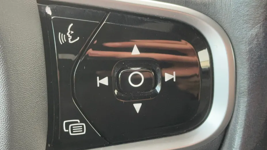 VOLVO V60 V60 CC D4 AWD aut