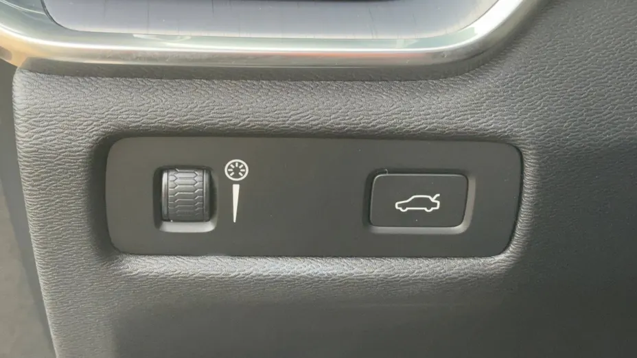 VOLVO V60 V60 CC D4 AWD aut