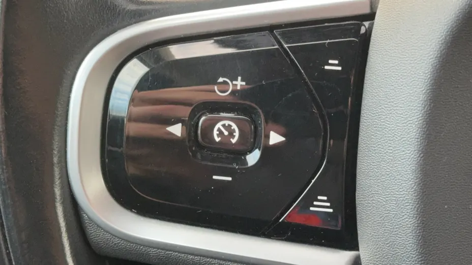 VOLVO V60 V60 CC D4 AWD aut