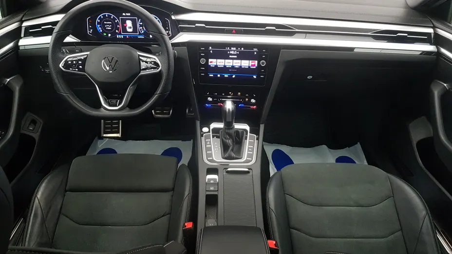 VOLKSWAGEN Arteon Arteon 2.0 TSI R-Line DSG