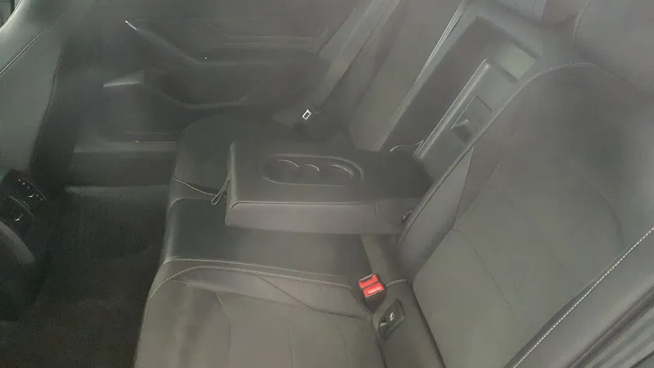 VOLKSWAGEN Arteon Arteon 2.0 TSI R-Line DSG