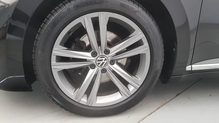 VOLKSWAGEN Arteon Arteon 2.0 TSI R-Line DSG