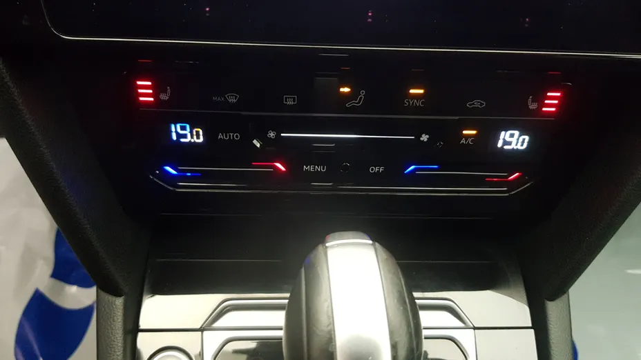 VOLKSWAGEN Arteon Arteon 2.0 TSI R-Line DSG