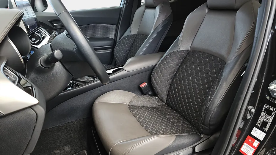 TOYOTA C-HR C-HR 1.8 Hybrid GPF Executive