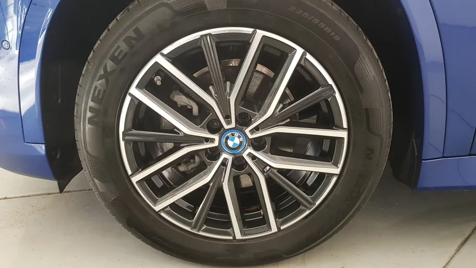 BMW iX1 iX1 eDrive20 66.5kWh M Sport