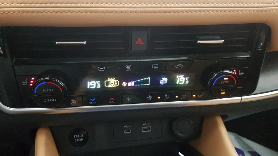 NISSAN X-Trail X-Trail 1.5 VC-T e-POWER Tekna e-4ORCE