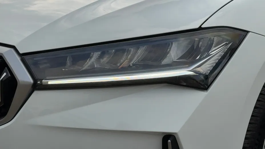 SKODA Superb Superb 2.0 TDI SCR Selection DSG