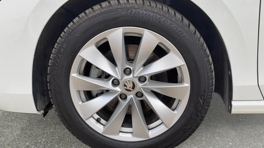 SKODA Superb Superb 2.0 TDI SCR Selection DSG