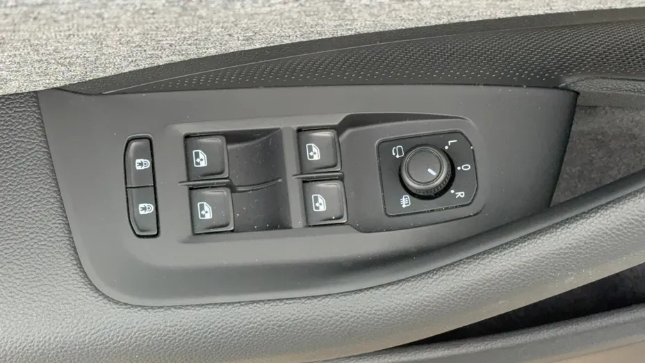 SKODA Superb Superb 2.0 TDI SCR Selection DSG