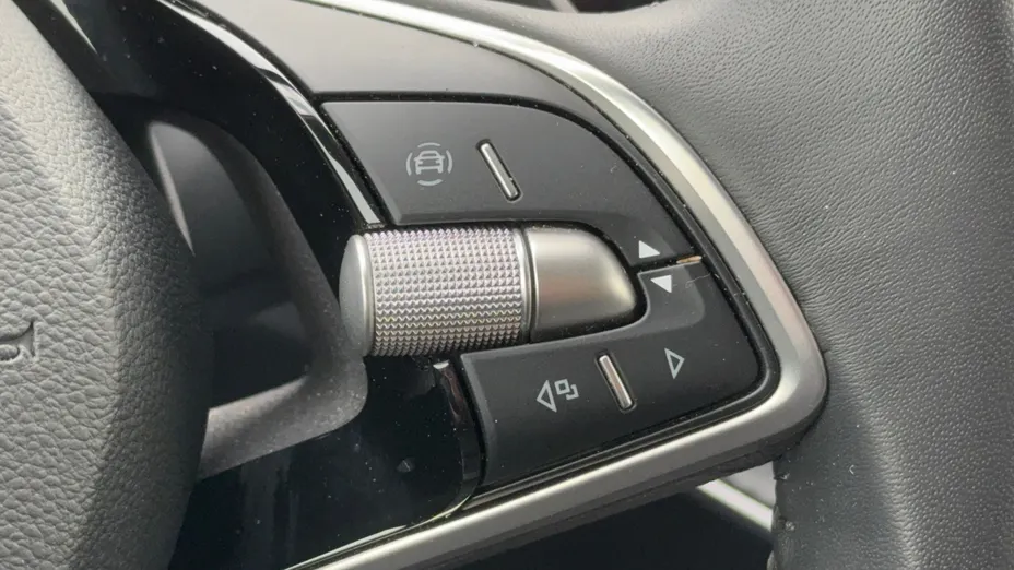 SKODA Superb Superb 2.0 TDI SCR Selection DSG