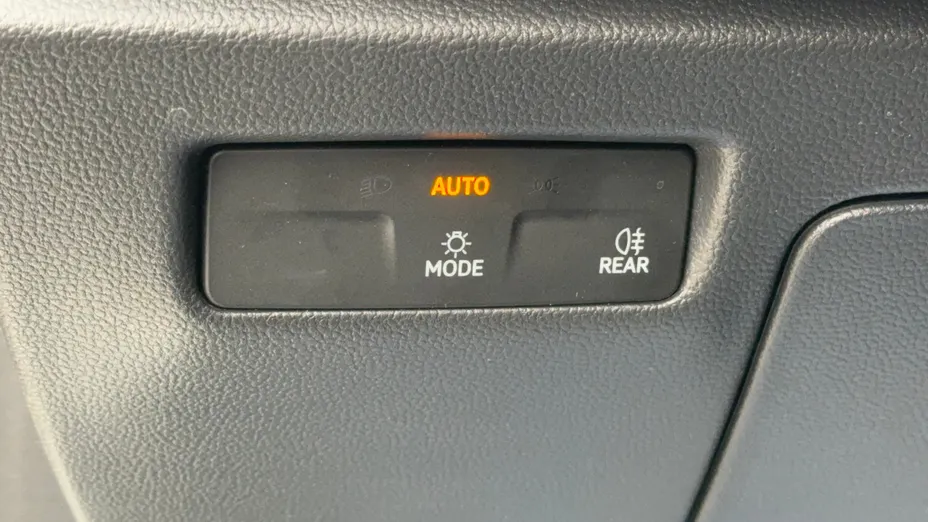 SKODA Superb Superb 2.0 TDI SCR Selection DSG