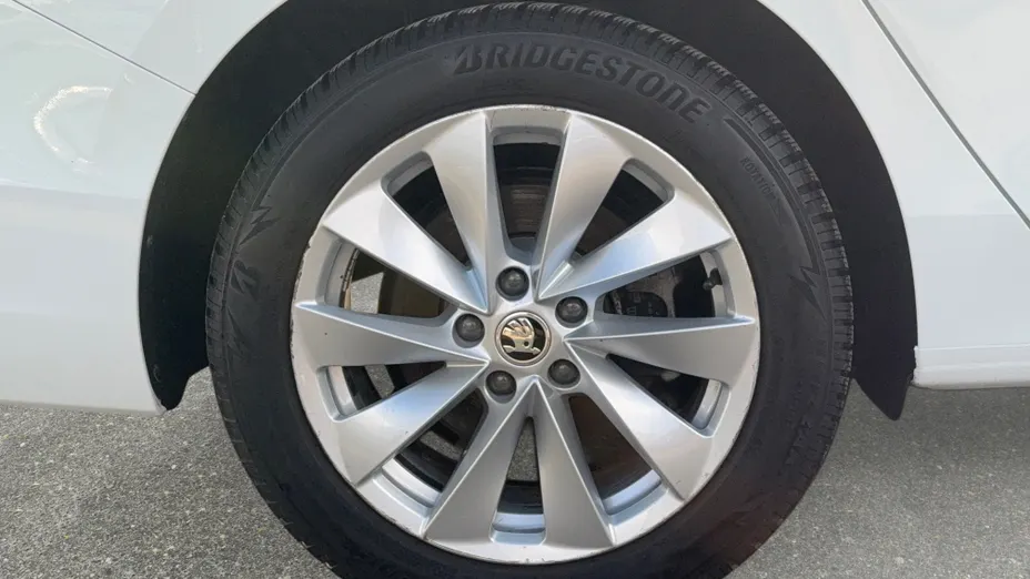 SKODA Superb Superb 2.0 TDI SCR Selection DSG