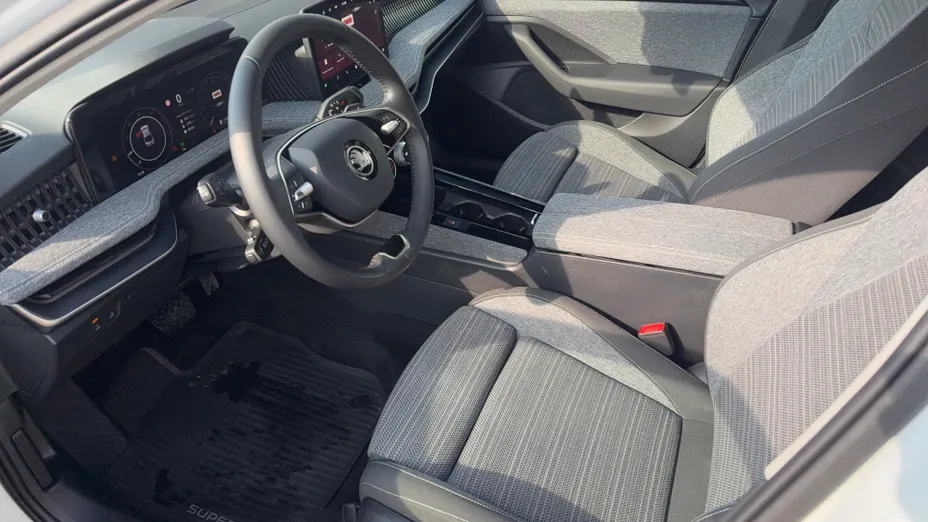 SKODA Superb Superb 2.0 TDI SCR Selection DSG