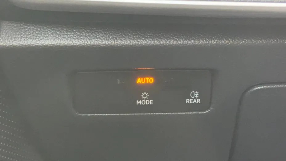 SKODA Superb Superb 2.0 TDI SCR Selection DSG