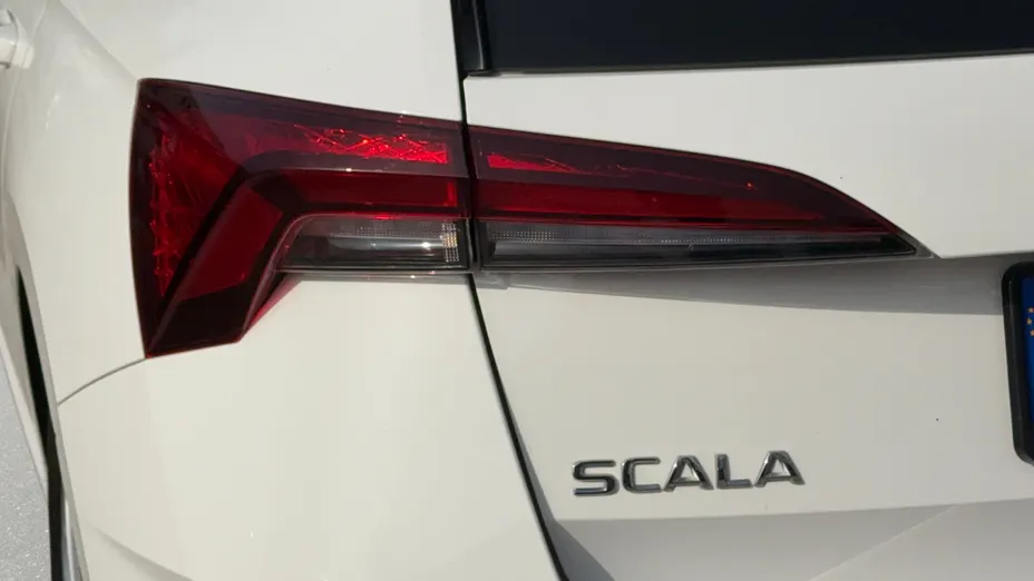 SKODA Scala Scala 1.0 TSI Selection DSG