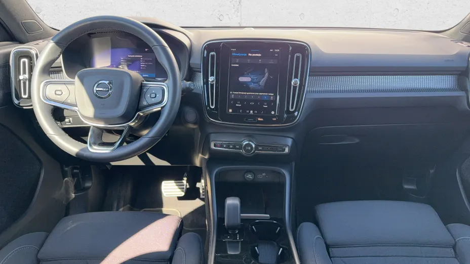 VOLVO XC40 XC40 73kWh P6 Recharge Core aut