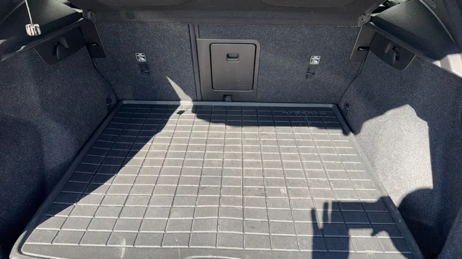 VOLVO XC40 XC40 73kWh P6 Recharge Core aut