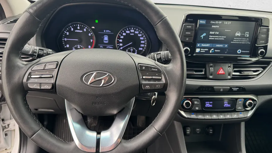 HYUNDAI i30 i30 1.0 T-GDI Smart
