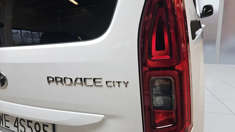 TOYOTA Proace City Verso Proace City Verso 1.5 D-4D Business