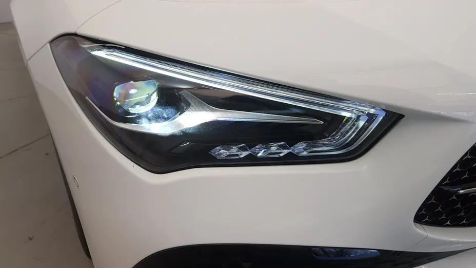MERCEDES-BENZ CLA CLA 220 d AMG Line 8G-DCT