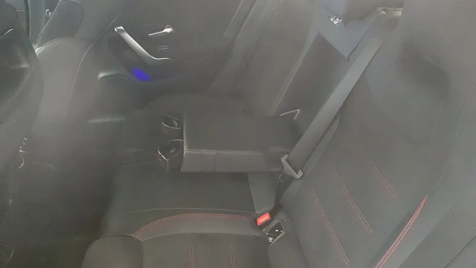 MERCEDES-BENZ CLA CLA 220 d AMG Line 8G-DCT