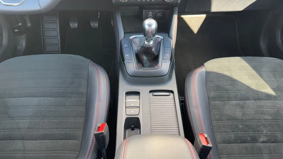 FORD Kuga Kuga 1.5 EcoBoost FWD ST-Line X