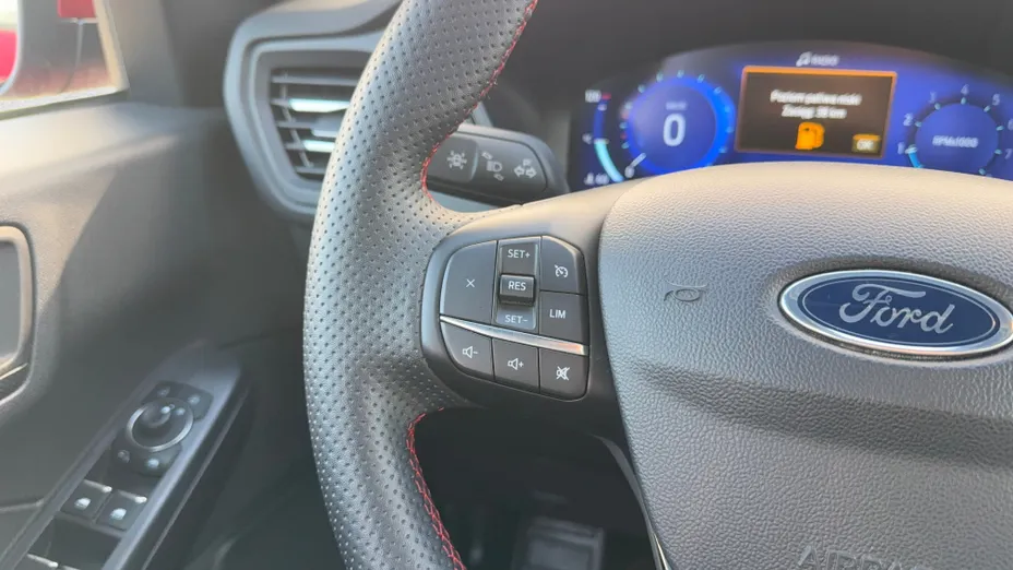 FORD Kuga Kuga 1.5 EcoBoost FWD ST-Line X