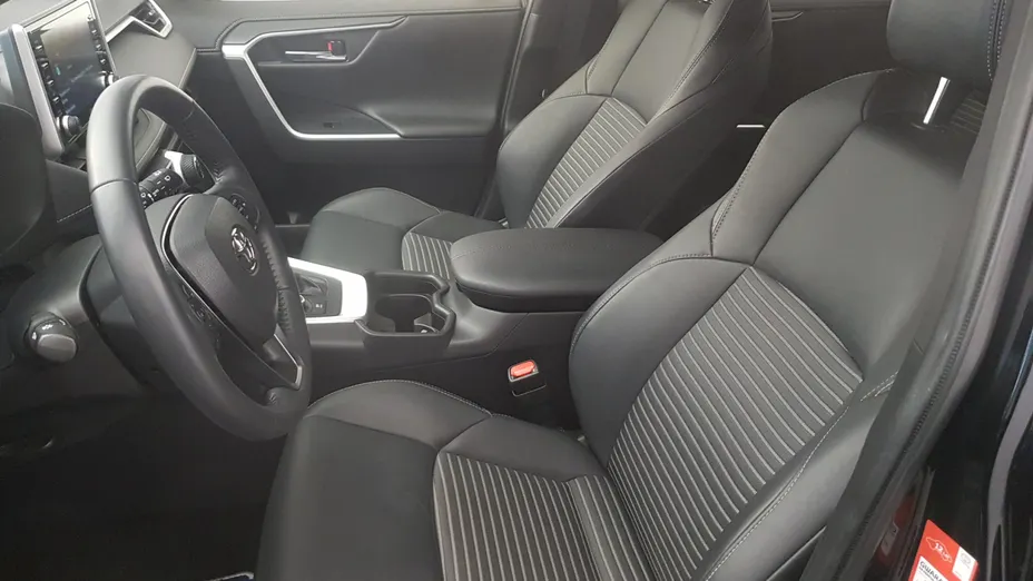 TOYOTA RAV4 RAV4 2.5 Hybrid Black Edition by JBL 4x4