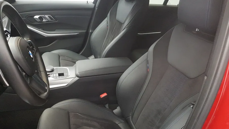 BMW Seria 3 318i M Sport aut