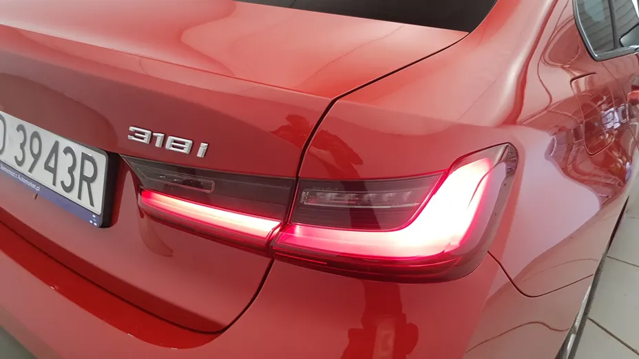 BMW Seria 3 318i M Sport aut