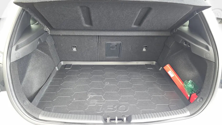 HYUNDAI i30 i30 1.5 DPI Smart