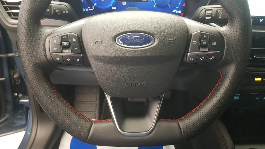 FORD Focus Focus 1.0 EcoBoost mHEV ST-Line X aut