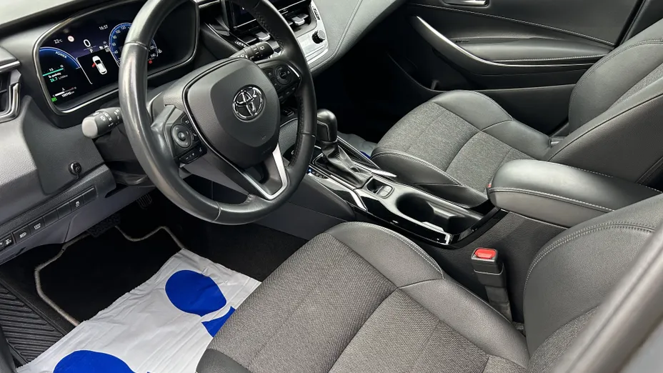 TOYOTA Corolla Corolla 2.0 Hybrid Style