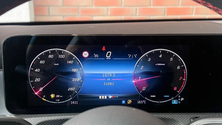 MERCEDES-BENZ A Klasa A 200 AMG Line 7G-DCT