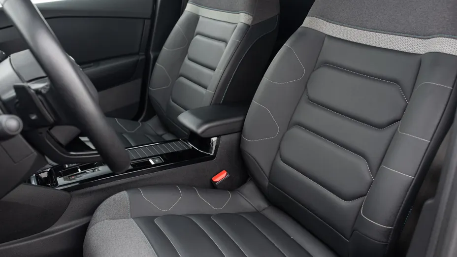 CITROEN C4 C4 1.2 PureTech Max S&S EAT8